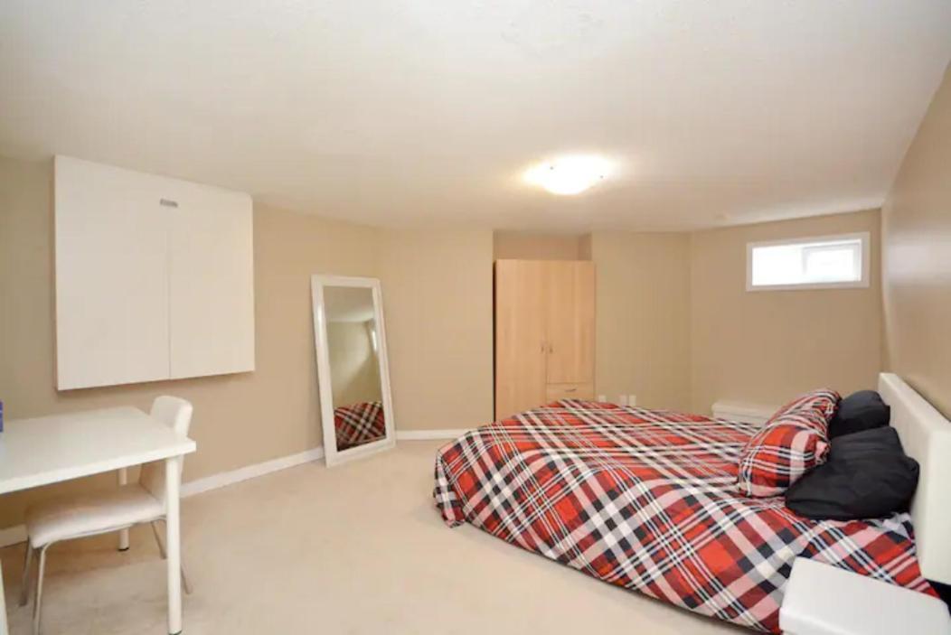 Riz Khan Peaceful Mississauga Home Ngoại thất bức ảnh